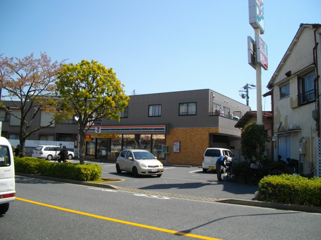 コンビニ　セブンイレブン江戸川春江町5丁目店（コンビニ）まで92m