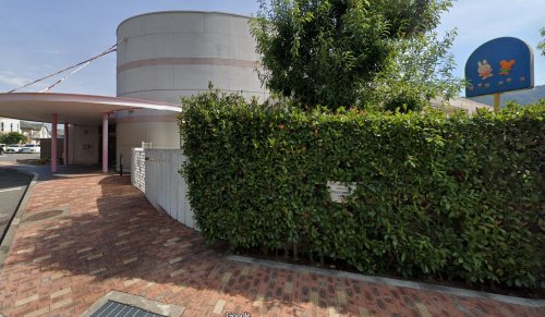 幼稚園・保育園　クレヨン保育園（幼稚園・保育園）まで1124m