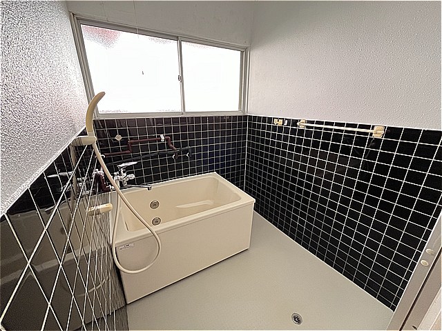 高田アパートの風呂写真