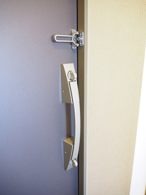 玄関　ダウンライト