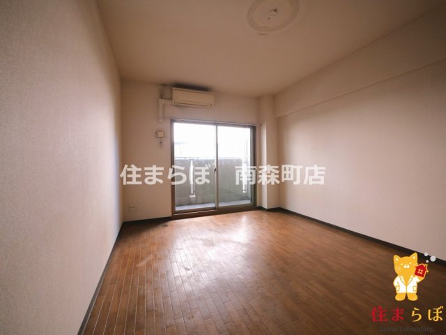 居室・リビング　暮らしの中心になる場所