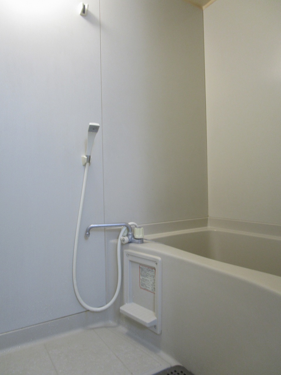 バス・シャワールーム　※別部屋参考写真