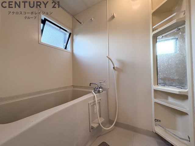 バス・シャワールーム　シンプルな浴室です！