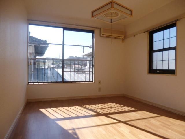 居室・リビング　★日当たりの良い室内★