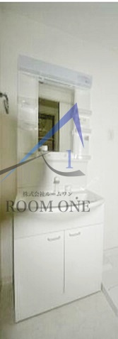 洗面設備　洗面台です。