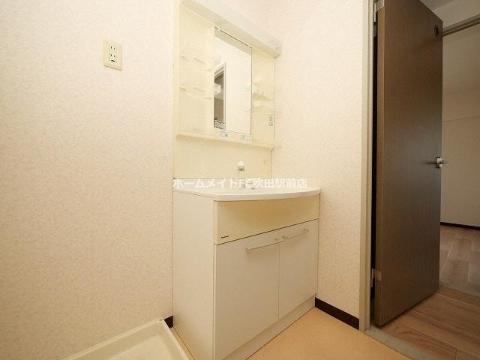 洗面設備　洗髪洗面化粧台