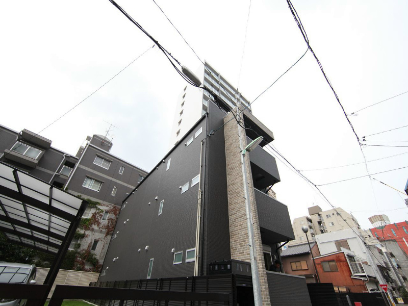 建物外観　外観　オートロック　集合ポスト有り　1フロア2部屋