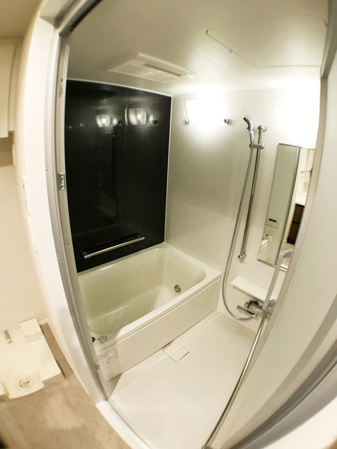 バス・シャワールーム　※写真は同タイプ住戸です。