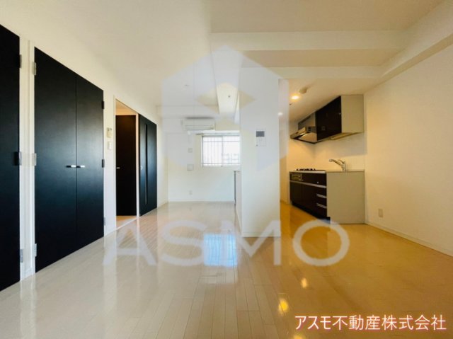 居室・リビング　同マンション別部屋　参考写真