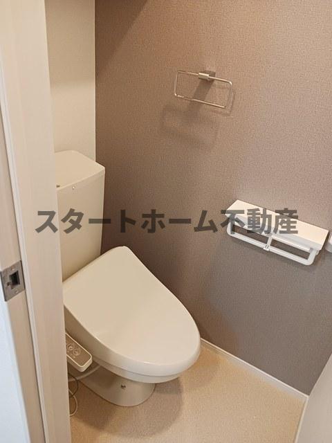 トイレ　ゆったりとした空間のトイレです