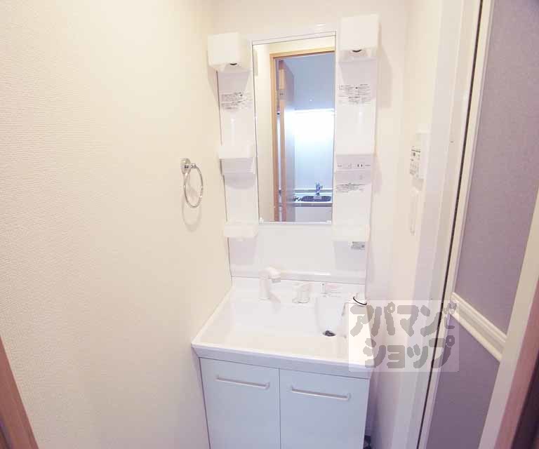 洗面設備　シャンプードレッサーです。