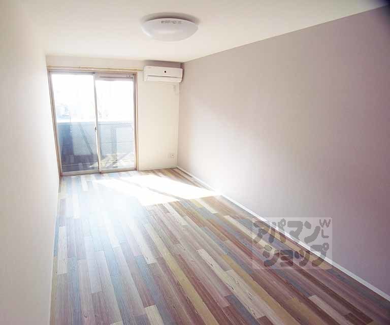 居室・リビング　洋室８．９帖です。