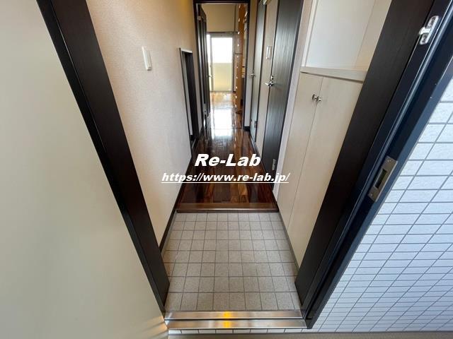 玄関　※参考として他のお部屋の写真