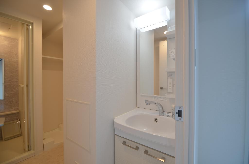 洗面設備　洗髪洗面化粧台