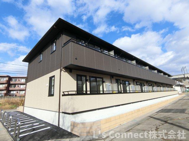 建物外観　２０２２年築の都市ガスアパート。