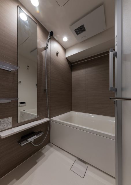 バス・シャワールーム