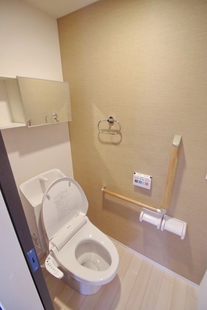 トイレ　★ウォシュレット機能付きトイレ★