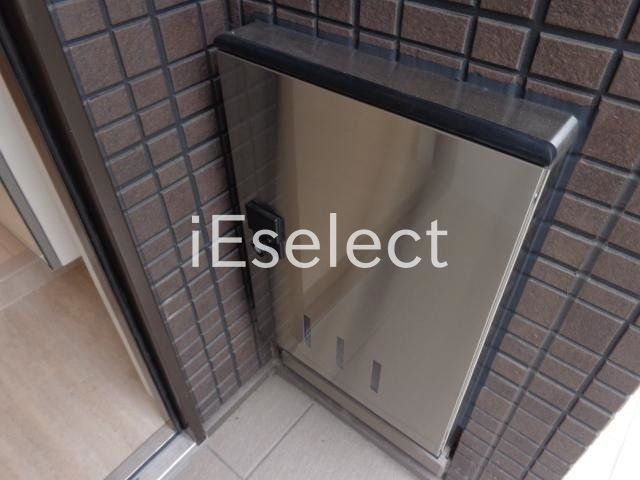 エントランス　不在時に便利な宅配ボックス