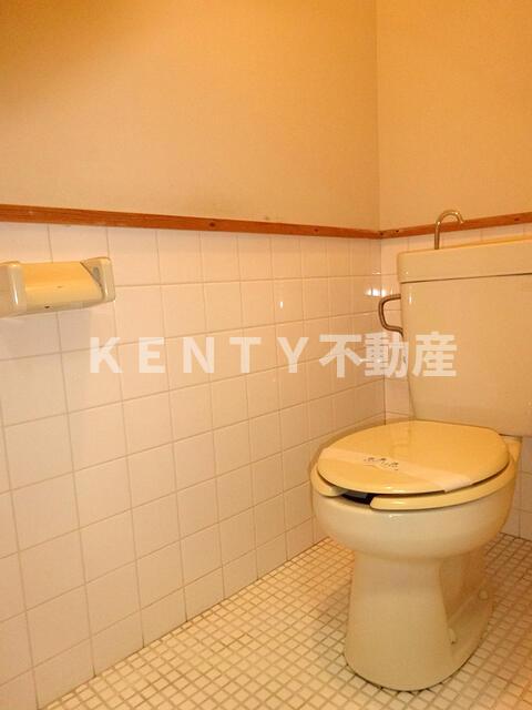 トイレ　落ち着いたトイレです