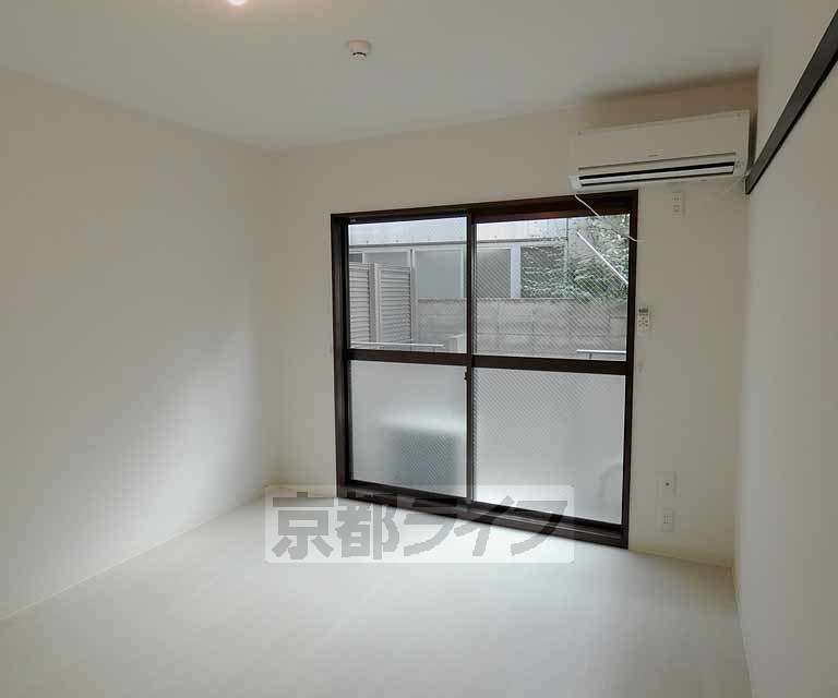 居室・リビング　室内リノベーション！ ３点セパレートに変更！