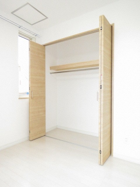 収納　クローゼット付きです。