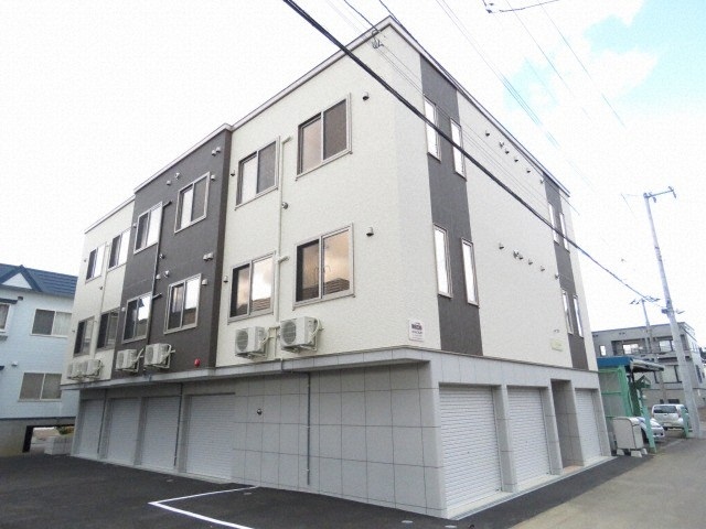 建物外観　☆閑静な住宅街にある物件です。