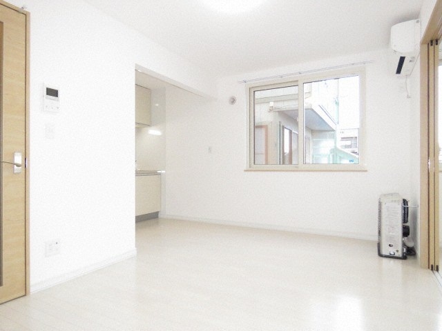 居室・リビング　キレイな内装でオススメのお部屋です♪