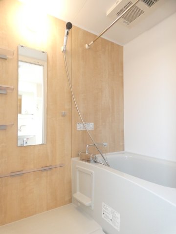 バス・シャワールーム　バス