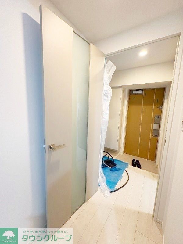 玄関　お部屋探しは株式会社　タウンハウジング　までお気軽にお問合…