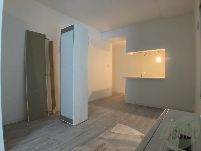 居室・リビング　広くてキレイなお部屋が広がっていて、充実した生活が送れそう。