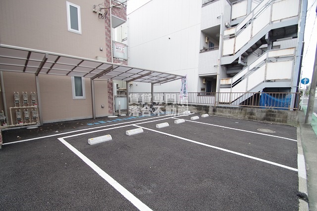 その他共有部分　敷地内駐輪場完備