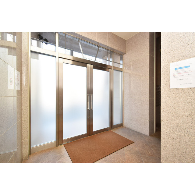 居室・リビング　ゆったり過ごせる居間です