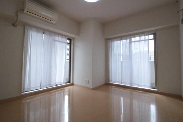 居室・リビング　※別部屋写真