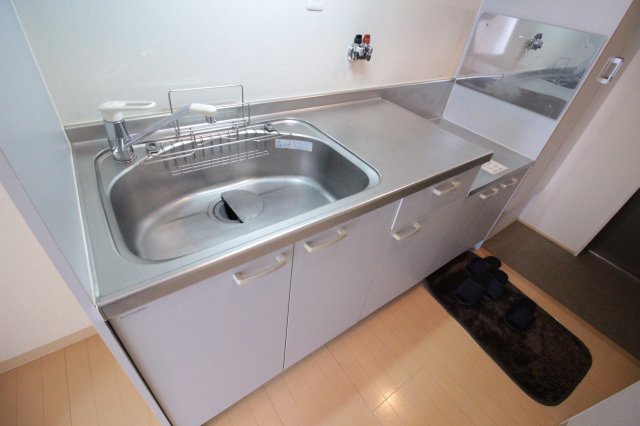 キッチン　※別部屋写真