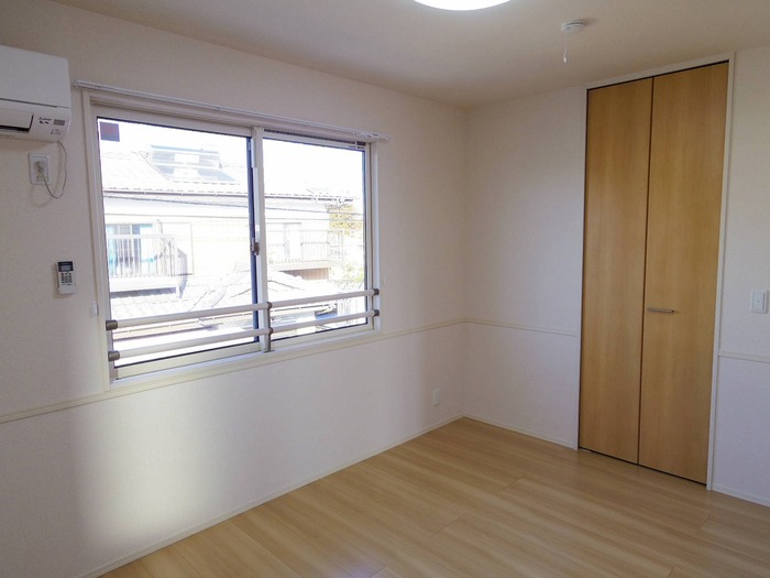 トイレ　温水洗浄暖房便座