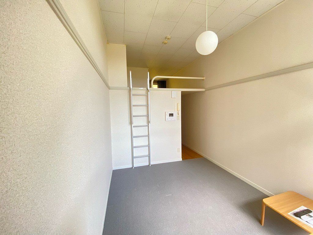 居室・リビング　設備の仕様が現物と異なる場合がございます。