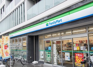 コンビニ　ファミリーマート 中野弥生町本郷通り店（コンビニ）まで789m