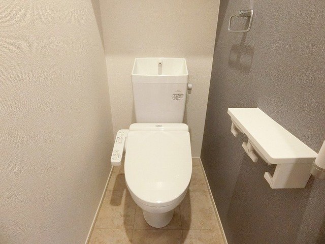 トイレ　清潔感のあるトイレです
