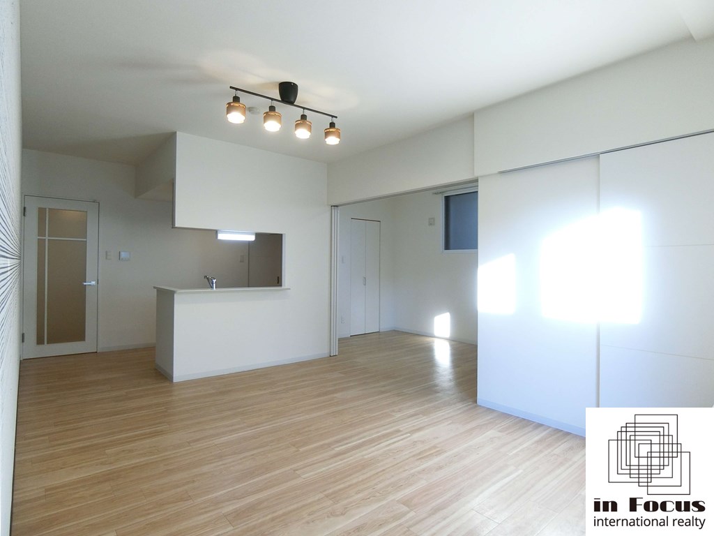 居室・リビング　エアコン付きで暑い夏も快適です