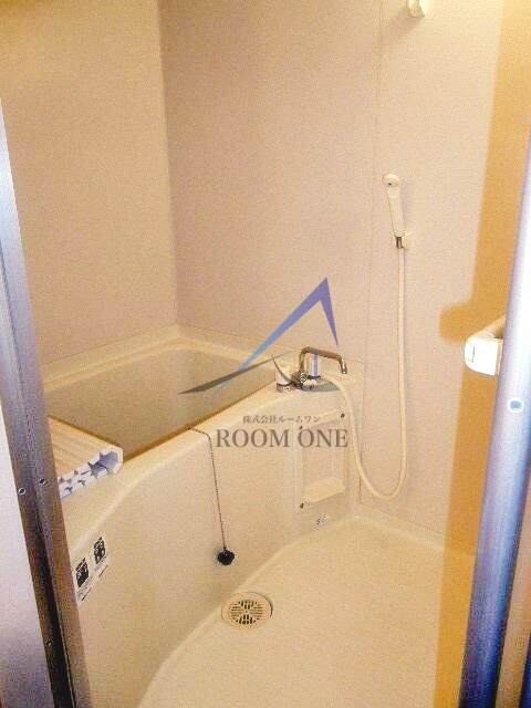 バス・シャワールーム　お風呂です。