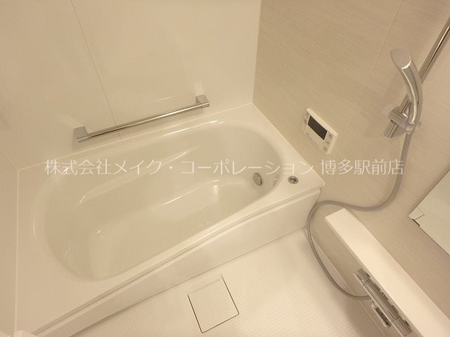 バス・シャワールーム　※入居中の為別部屋写真使用現状優先