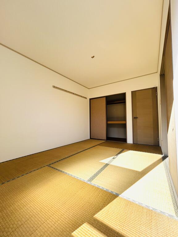 その他部屋・スペース　和室6畳　収納付き