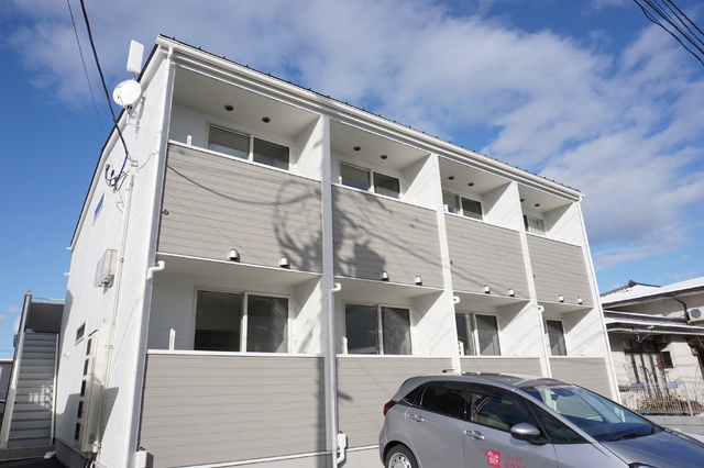 建物外観　２０２４年２月撮影