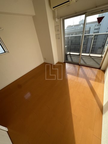 居室・リビング　La Douceur難波東（ラ・ドゥセール難波東）　洋室