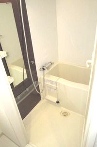 バス・シャワールーム　同マンション内別部屋参照