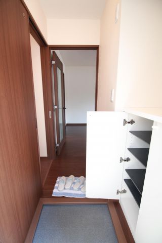 玄関　Casa　Lirio（カーサ　リリオ）　文京区弥生1