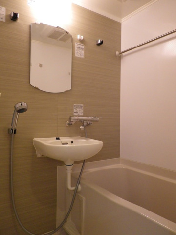 バス・シャワールーム　バス