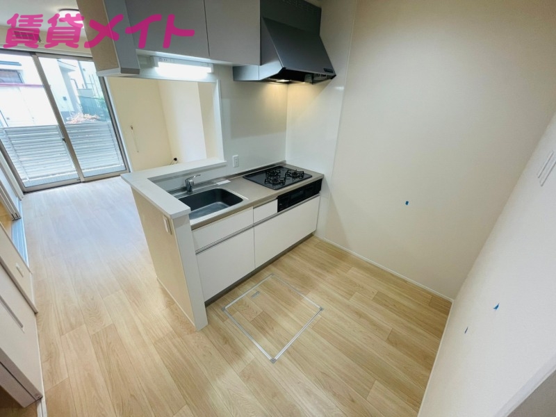 キッチン　同物件別部屋の写真です