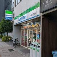 コンビニ　ファミリーマート 伏見通錦二丁目店（コンビニ）まで92m