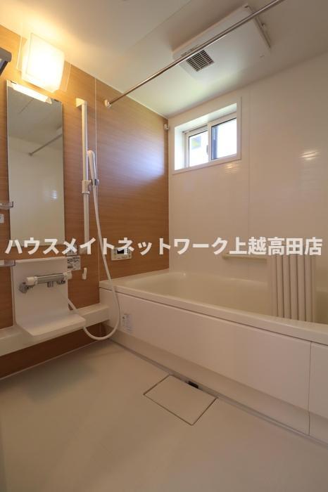 バス・シャワールーム　追焚機能付・１坪風呂